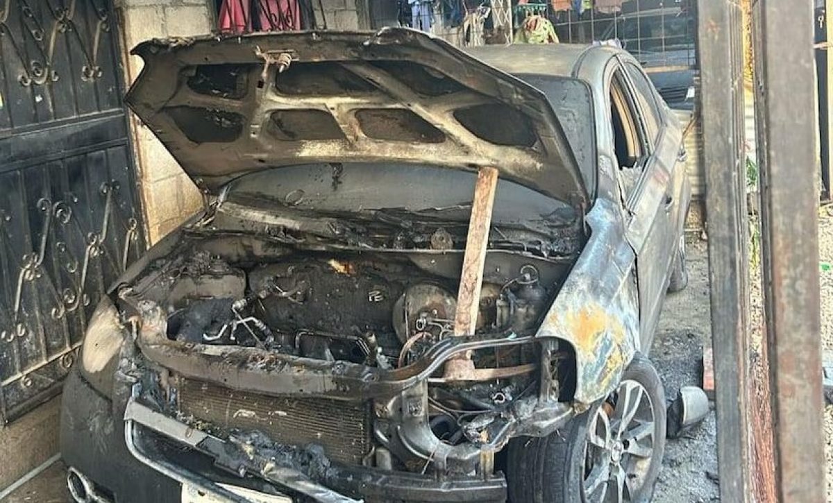 Investigan quién ejecutó el natentado con explosivo en Colinas de Montebello en Guayaquil esta madrugada