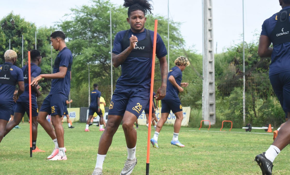 El jugador Hancel Batalla sería titular ante Macará.