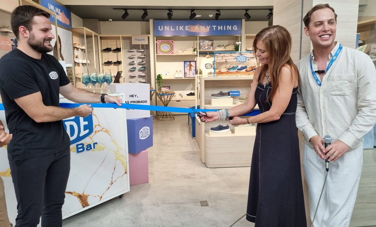 La inauguración de la tienda Hey Dude se dio en el Mall del Pacífico.