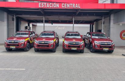 Cuerpo de Bomberos de Portoviejo suma equipos y tres camionetas de 'ataque rápido' para combate de incendios