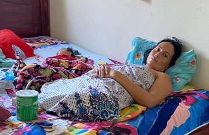 Erika Macías, de 36 años, solo quiere ver crecer a sus hijos; su última niña tiene tres meses.
