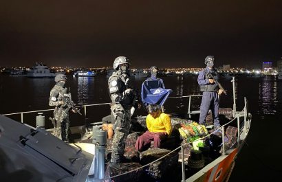 Los 2100 paquetes de droga iban en una narcolancha que transportaba 45 bultos