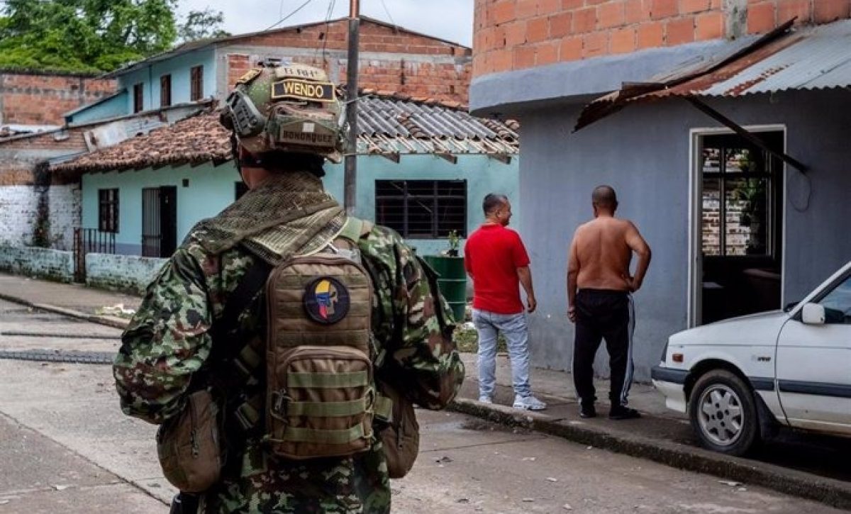 Atentado deja 4 heridos