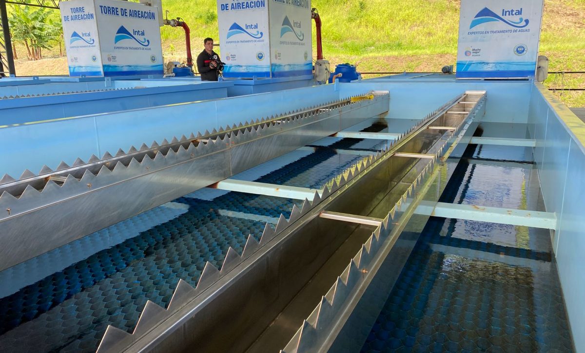 El plan incluye 38 kilómetros de tuberías para transportar agua desde el sector Dos Bocas en Rocafuerte hasta Montecristi.