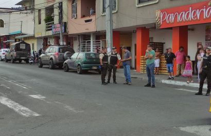 En Manta, los robos tipo sacapintas siguen ocurriendo en zonas comerciales y cercanas a bancos, según reportes oficiales.