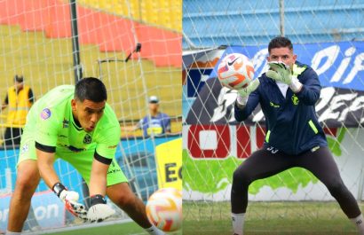 Walter Chévez (izq.) y Brian Heras, arqueros del Manta FC y Delfín SC.