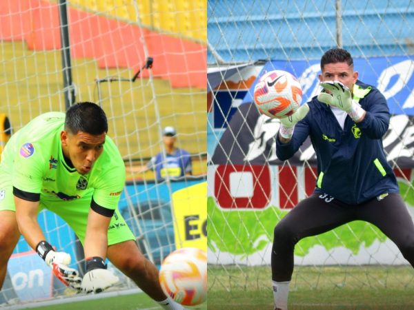 Walter Chévez (izq.) y Brian Heras, arqueros del Manta FC y Delfín SC.