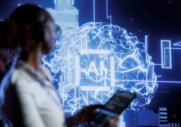 La implementación de agentes autónomos de Inteligencia Artificial.