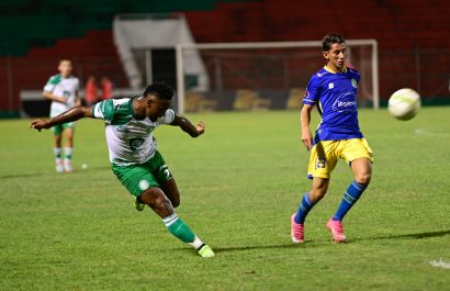 El “Cuco” Angulo marcó y Liga de Portoviejo está en semifinales del Torneo de Ascenso