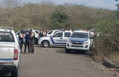 Dos hombres fueron hallados asesinados en una vía de Montecristi, cerca de la Refinería