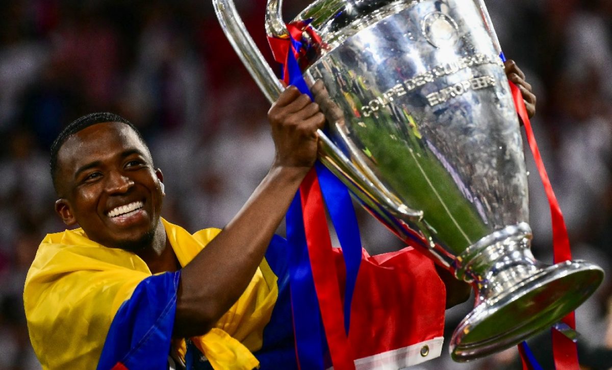 Willian Pacho, del París Saint-Germain (PSG), se convirtió en el primer jugador ecuatoriano en ganar la UEFA Champions League