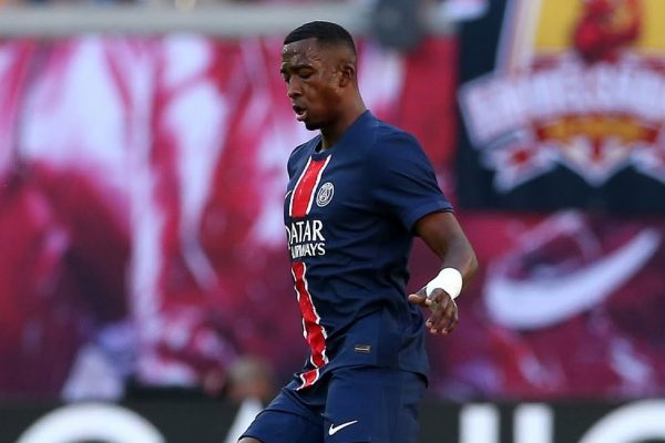 Willian Pacho, elegido la 'Sorpresa' de la Temporada 20242025 por la Ligue 1
