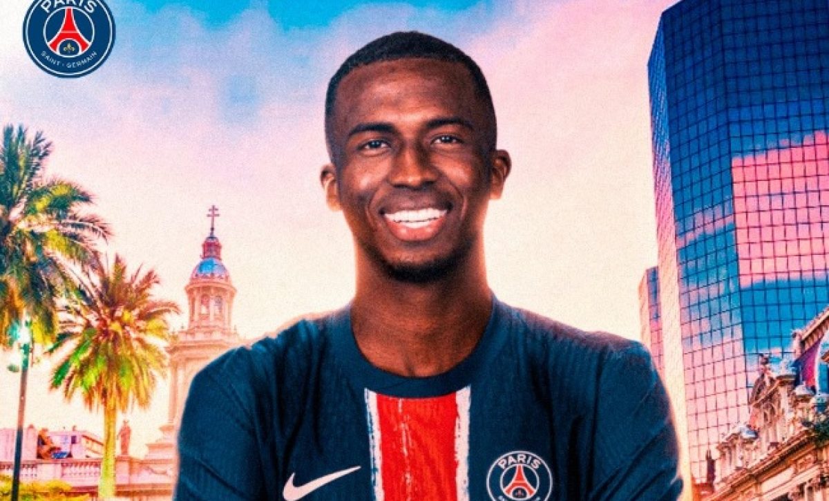 Willian Pacho jugador del PSG en una ilustración de su club