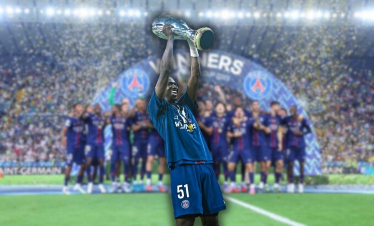 Willian Pacho es el primer ecuatoriano en ganar la Supercopa de Europa.