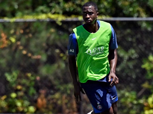 Willian Pacho se despide por completo del Mundial de Clubes tras su sanción: PSG lo libera antes de la semifinal