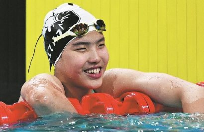 Zidi Yu, una nadadora china de tan solo 12 años, se convirtió en medallista de bronce en el Mundial de Natación.