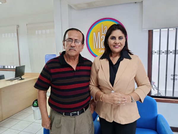 Alice Moreira participa con la Lista 2 para la presidencia de la Casa de la Cultura núcleo de Manabí.