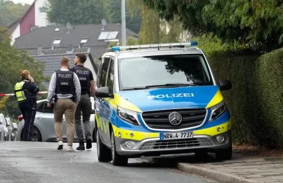 Iris Stalzer, alcaldesa socialdemócrata, fue apuñalada 13 veces cerca de su casa