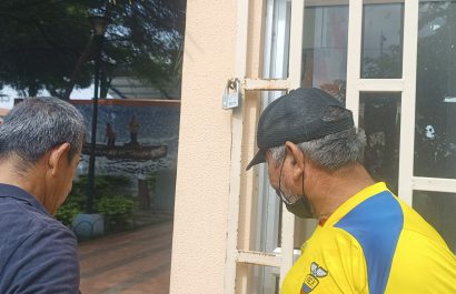 La sede barrial de Cristo Rey en Manta fue objeto de robo nuevamente. Esta vez se llevaron 35 sillas y otros objetos.