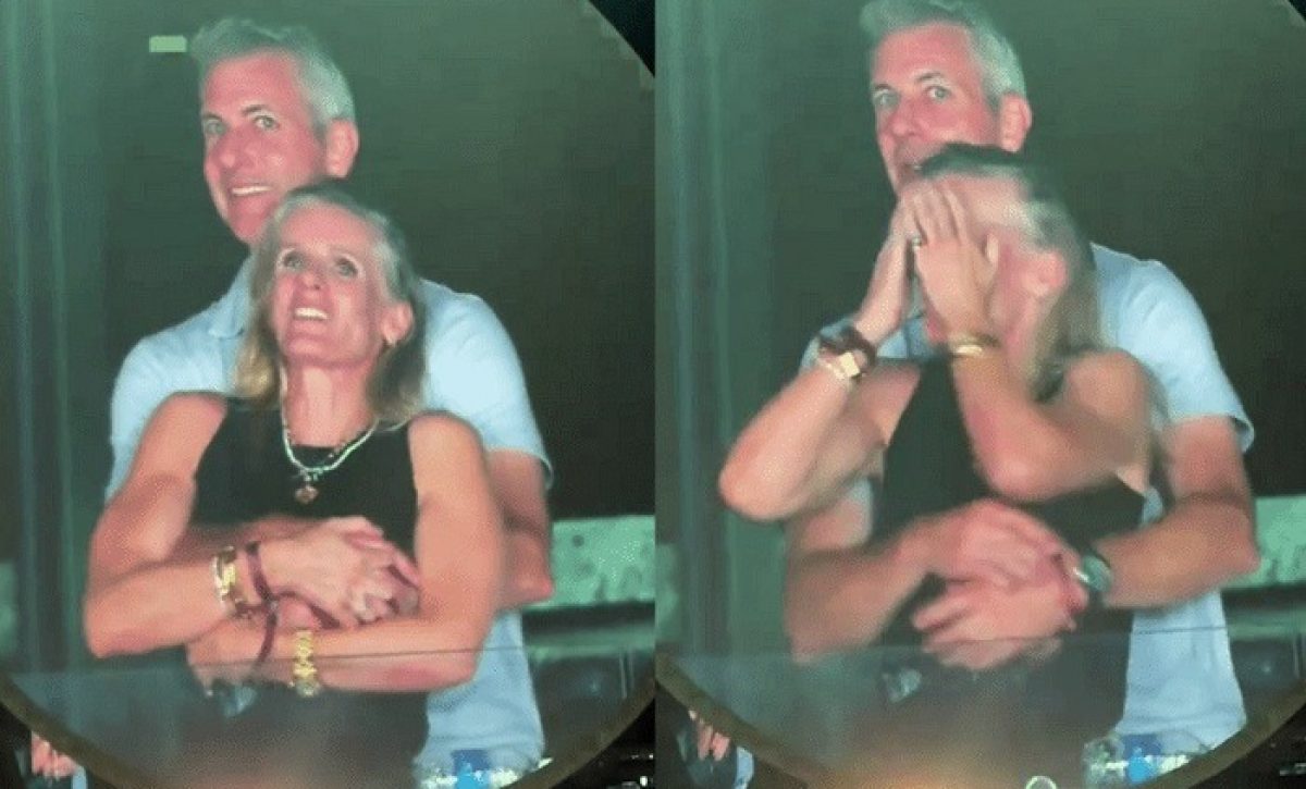 El momento previo: pareja viral de Coldplay captada antes del gran gesto