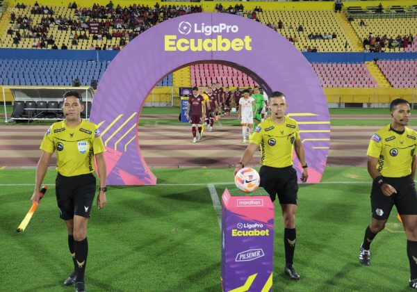 Árbitros para la fecha 16 de la Liga Pro.