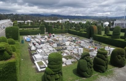 Autorizan cobro de entrada al cementerio de Tulcán