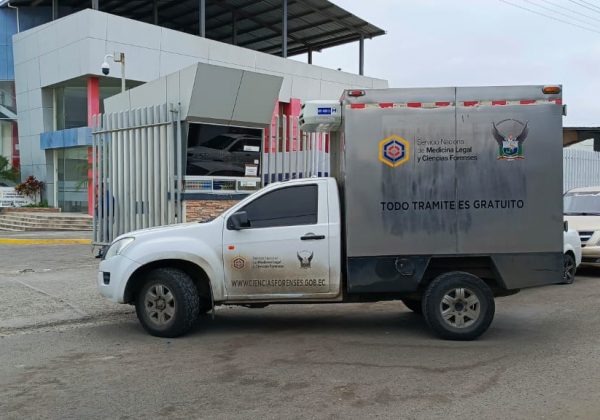 El cuerpo del hombre lo ingresaron en el Centro Forense como persona no identificada.