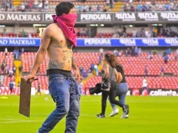 Las barras bravas han adquirido un poder considerable que desafía la estabilidad del fútbol latinoamericano.