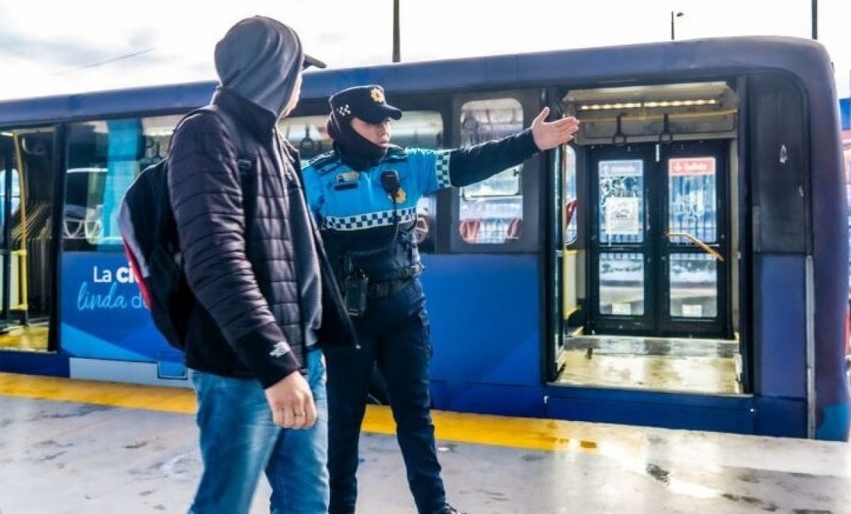 Más de 200 poperativos de seguridad mejoran el Transporte Municipal en Quito