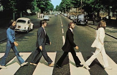 Julia Baird, hermana de John Lennon, arremete: “Las biopics de los Beatles no capturan Liverpool”