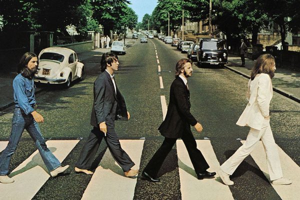 Julia Baird, hermana de John Lennon, arremete: “Las biopics de los Beatles no capturan Liverpool”