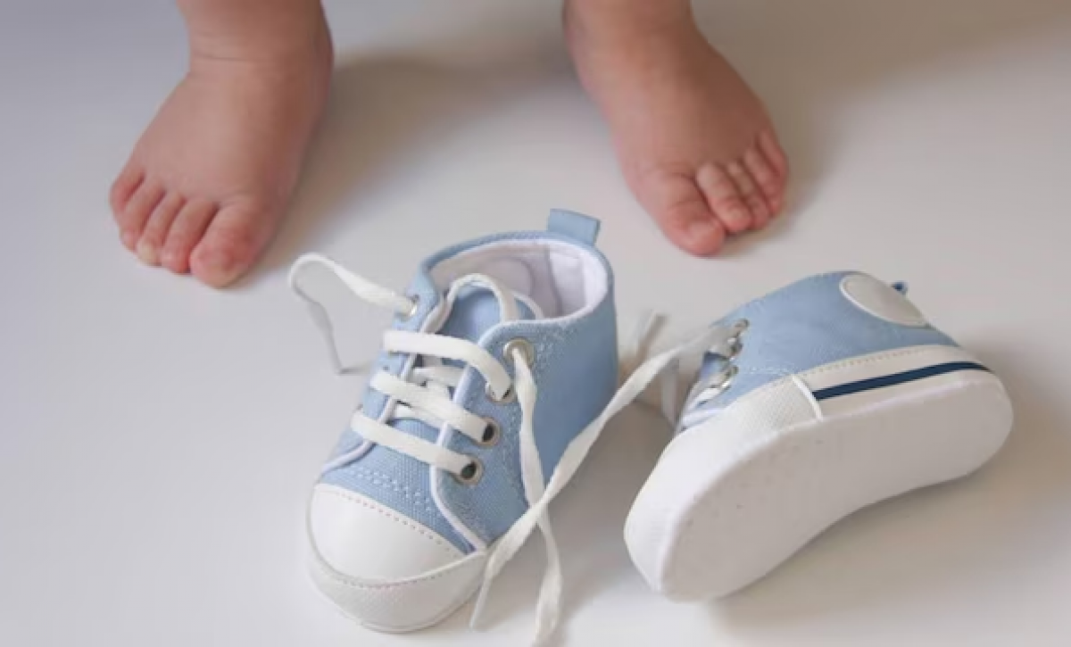 Evita este error común: lo que debes saber sobre los zapatos para bebés