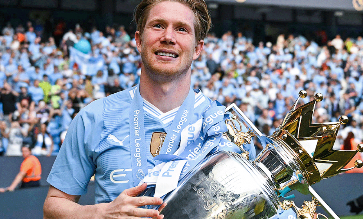 Kevin De Bruyne se retira del Manchester City
