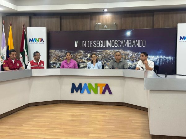 En rueda de prensa se dio detalles, de la limpieza de playas