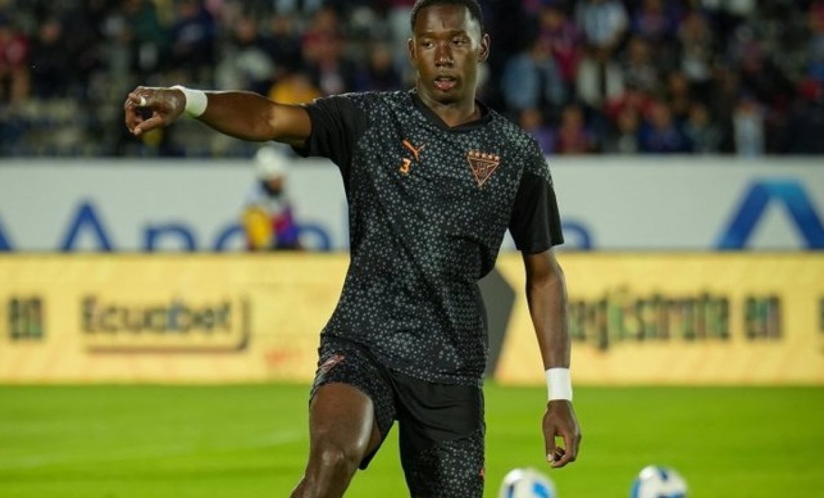 Maikel Caicedo, jugador de Delfín SC.