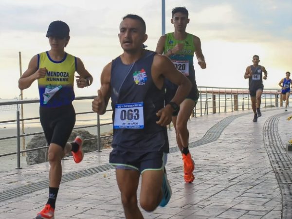 Participantes de la carrera en el 2024