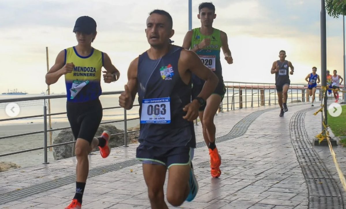 Participantes de la carrera en el 2024
