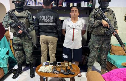 Hombre fue detenido en un operativo en Urbirríos dos por tenencia de armas.