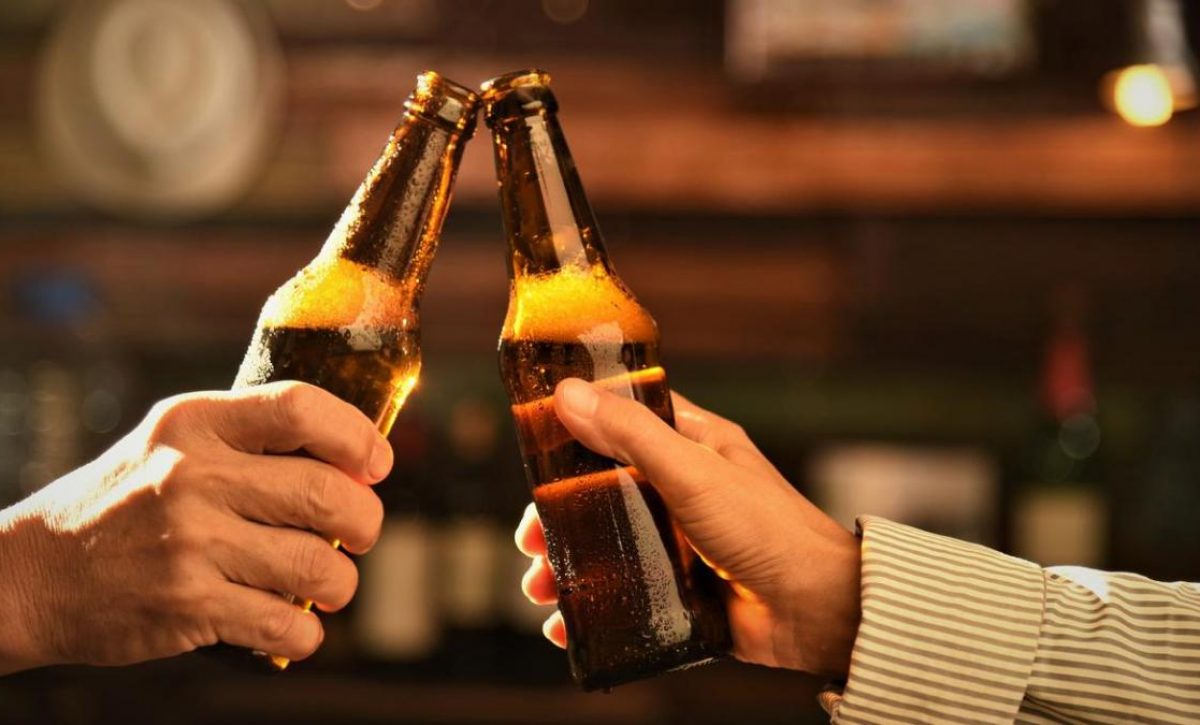 Representantes de las cervezas artesanales planean campañas para informar sobre el impacto de la Ley Seca.