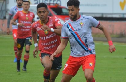 Charles Vélez, jugador de El Nacional