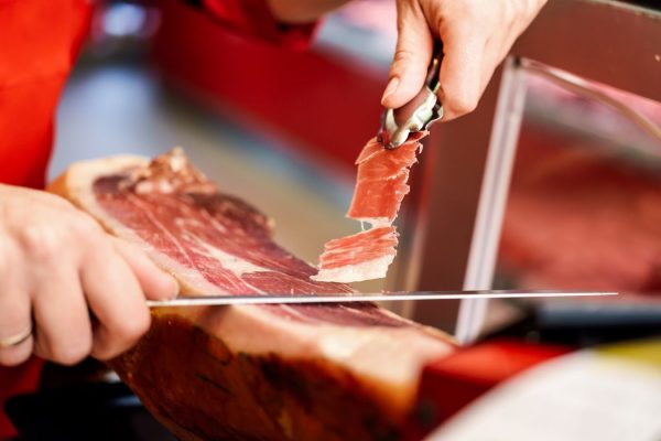Jamón ibérico: el superalimento español que potencia el rendimiento deportivo