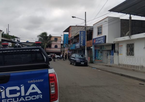 Un hombre fue asesinado dentro de un laboratorio clínico, en Manta