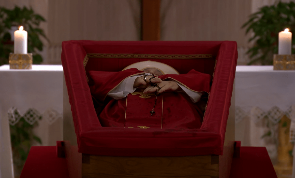 cuerpo papa francisco vaticano san pedro roma 2