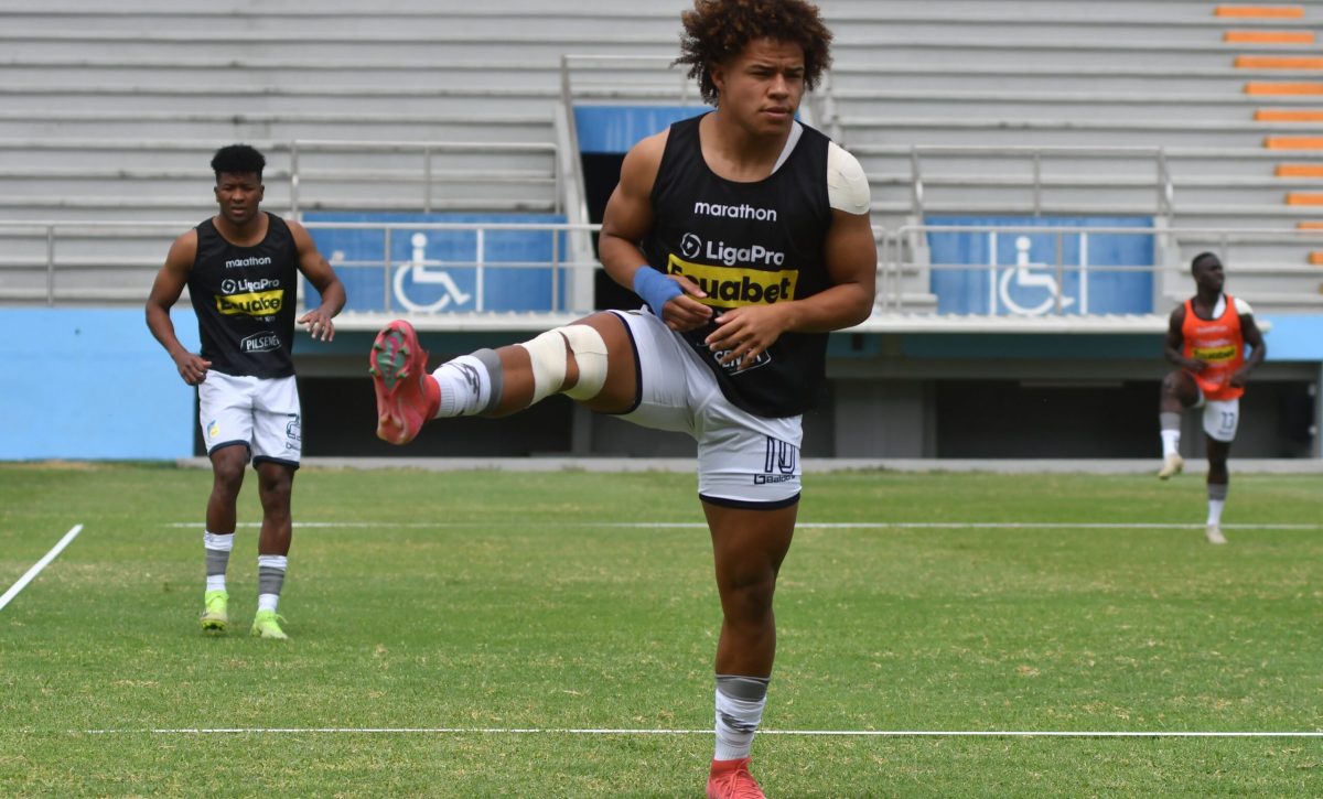 Erick Mendoza, jugador de Delfín SC.