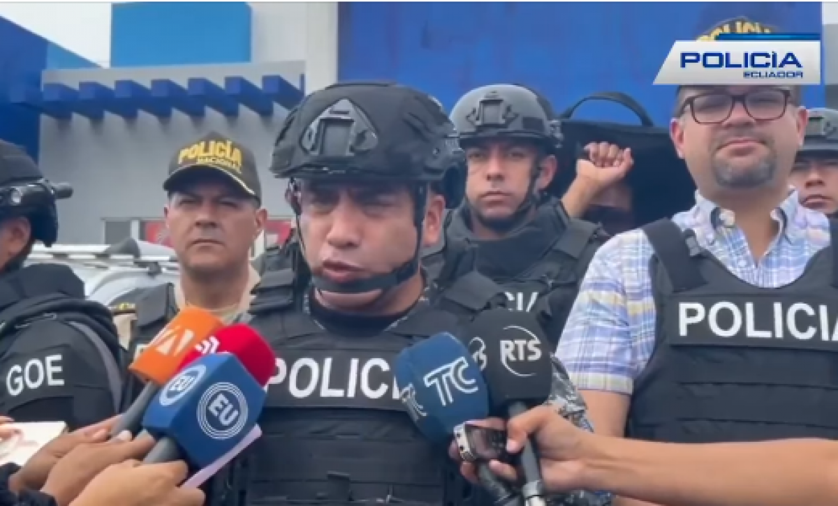 Persecución policial en Durán deja dos presuntos delincuentes abatidos y un detenido