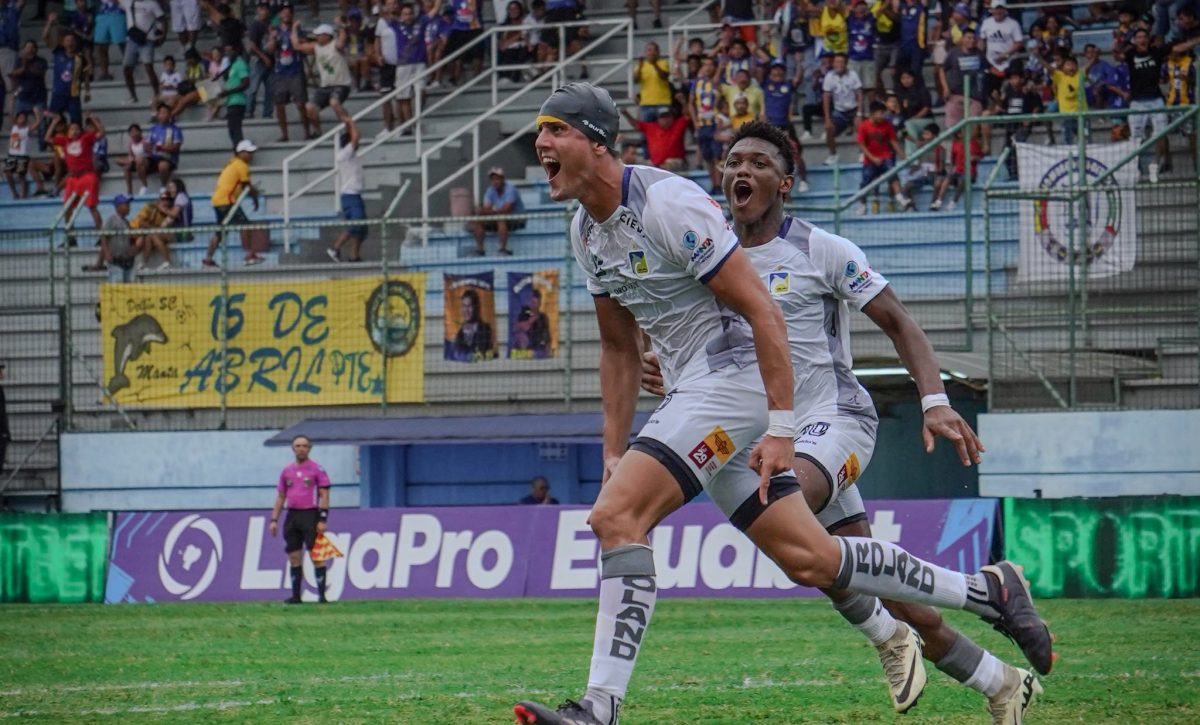El defensa argentino, Mateo Burdisso, fue escogido como la figura del partido por segunda vez consecutiva.