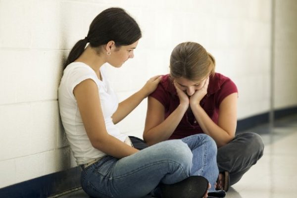 Guía para acompañar a alguien con depresión: qué hacer y qué evitar
