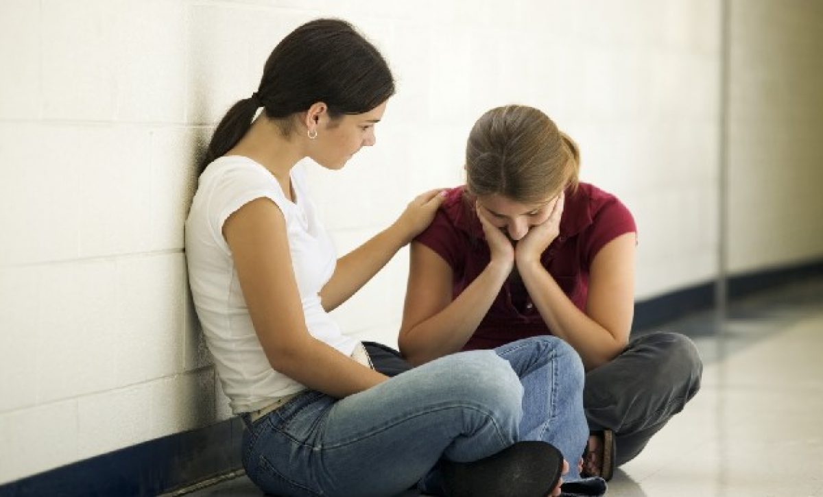Guía para acompañar a alguien con depresión: qué hacer y qué evitar