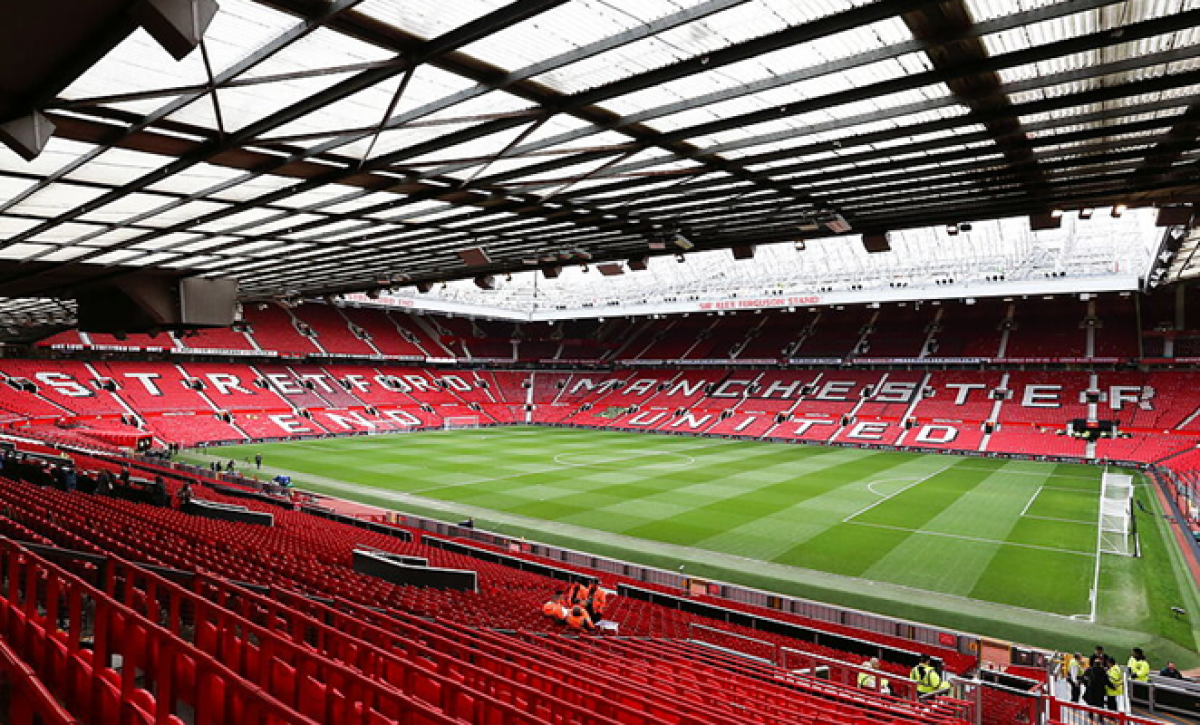 En el estadio Old Trafford se juega uno de los grandes derbis ingleses