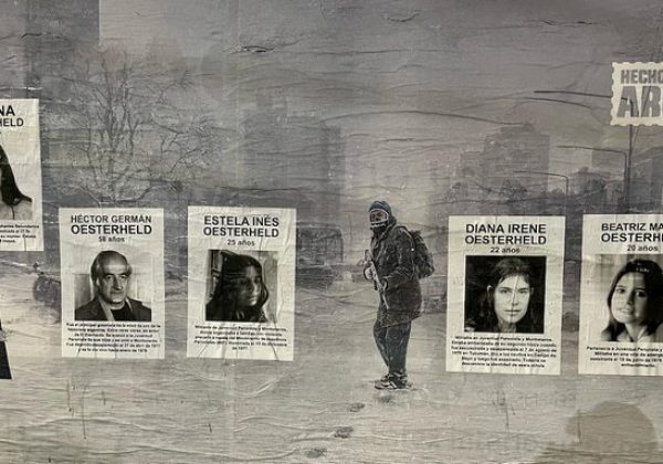 Argentina reactiva la búsqueda de dos nietos del creador de ‘El Eternauta’ desaparecidos por la dictadura.